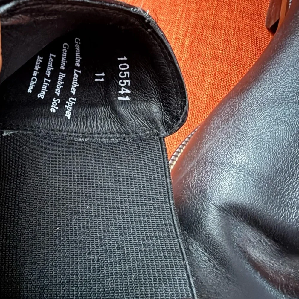 Bloomingdale’s Black Leather Chelsea Boots, Men’s size 11 - Picture 6 of 7